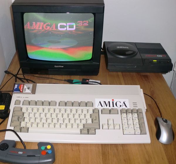 My new Amiga setup. The Amiga 1200 meets the CD32! (photo by Old School Game Blog)